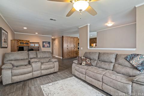 9922 Saddleback Dr, Lakeside, CA 92040 photo 5