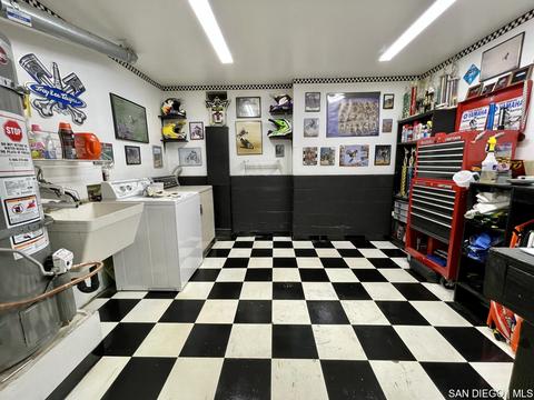 2908 Luciernaga St # E, Carlsbad, CA 92009 photo 36