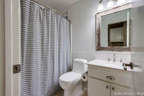 2278 Brookhaven Pass, Vista, CA 92081 photo 13