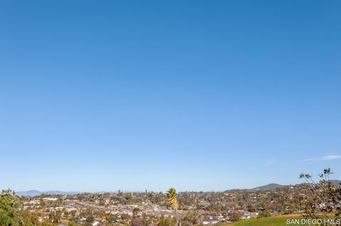 2386 Primrose Ave, Vista, CA 92083 photo 4