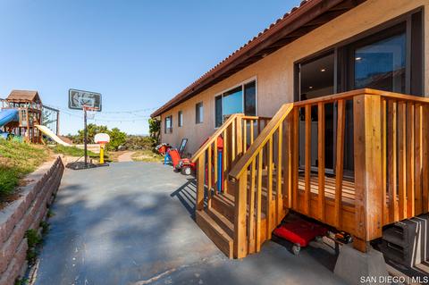 2386 Primrose Ave, Vista, CA 92083 photo 19