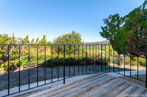 2386 Primrose Ave, Vista, CA 92083 photo 18