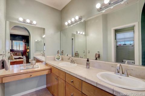 1213 Page Ln, Santee, CA 92071 photo 13