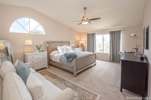 1549 Greenridge Dr, Vista, CA 92081 photo 27