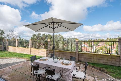 1549 Greenridge Dr, Vista, CA 92081 photo 23