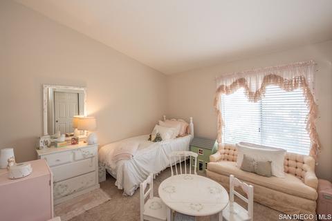 1549 Greenridge Dr, Vista, CA 92081 photo 29