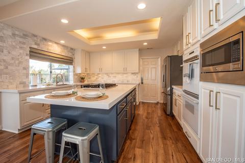 1549 Greenridge Dr, Vista, CA 92081 photo 15
