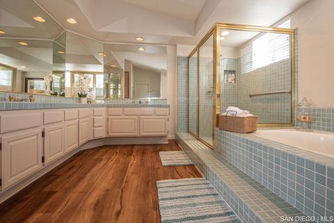 1549 Greenridge Dr, Vista, CA 92081 photo 28