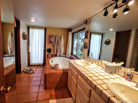 4349 Valle Dr, La Mesa, CA 91941 photo 12