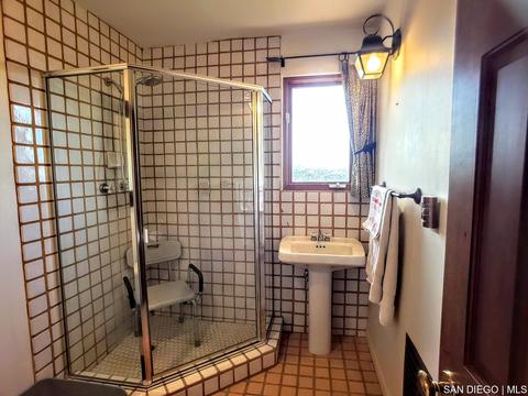 4349 Valle Dr, La Mesa, CA 91941 photo 11