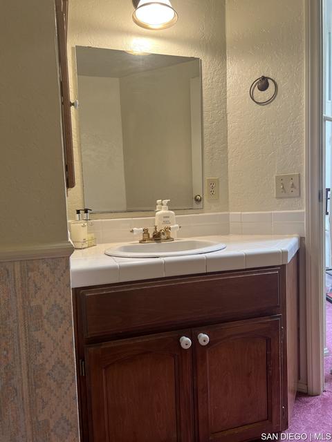 25984 Mesa Rock Rd, Escondido, CA 92026 photo 17