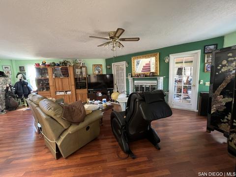25984 Mesa Rock Rd, Escondido, CA 92026 photo 9