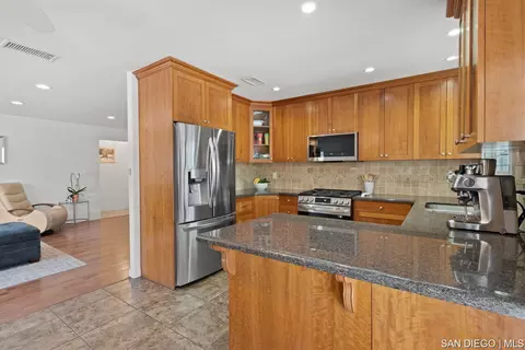 9752 Chestnut St, Lakeside, CA 92040 photo 6