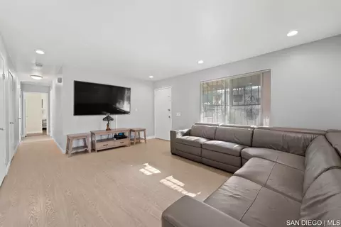 8122 Paradise Valley Ct, Spring Valley, CA 91977 photo 8