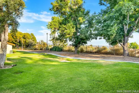 8122 Paradise Valley Ct, Spring Valley, CA 91977 photo 19
