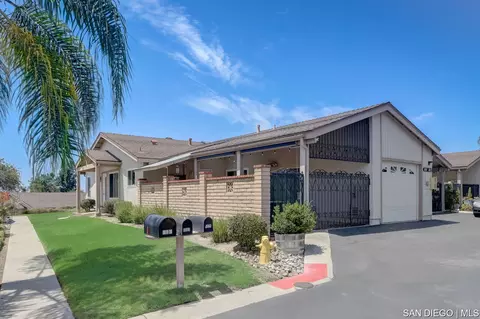 1031 Eider Way, Oceanside, CA 92057 photo 3