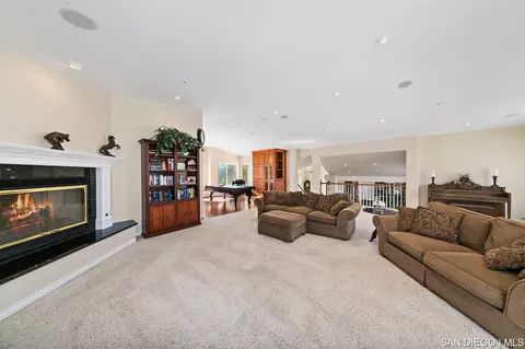 10310 Circa Valle Verde, El Cajon, CA 92021 photo 17