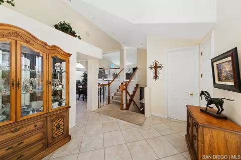 10310 Circa Valle Verde, El Cajon, CA 92021 photo 7