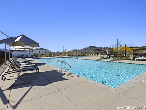 207 Foliage Pl, Fallbrook, CA 92028
