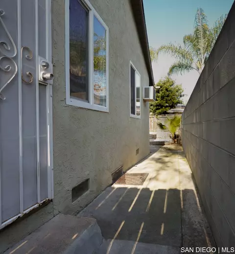 866 N Beech St, Escondido, CA 92026 photo 17