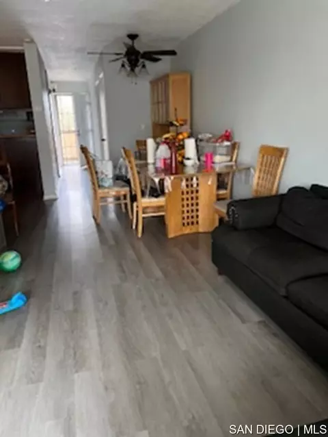 4041 Oakcrest Dr UNIT 301, San Diego, CA 92105