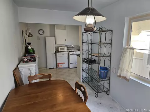 417 Gardner St, El Cajon, CA 92020 photo 5
