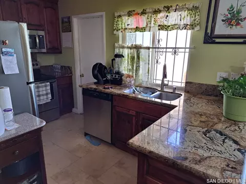 Kitchen - 8303 Aqua View Ct, Spring Valley, CA 91977 photo 2 of 2
