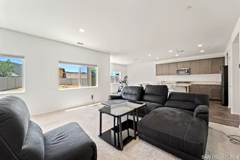 35858 Esperia Way, Fallbrook, CA 92028 photo 15