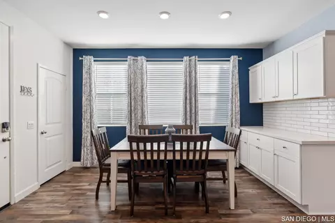 30420 Town Square Dr, Menifee, CA 92584 photo 4