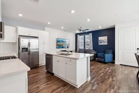 30420 Town Square Dr, Menifee, CA 92584 photo 3