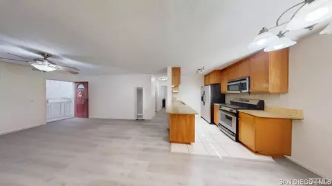 9938 Buena Vista Dr UNIT 12, Spring Valley, CA 91977