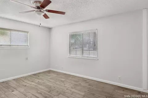 8893 7th Ave, Hesperia, CA 92345 photo 11