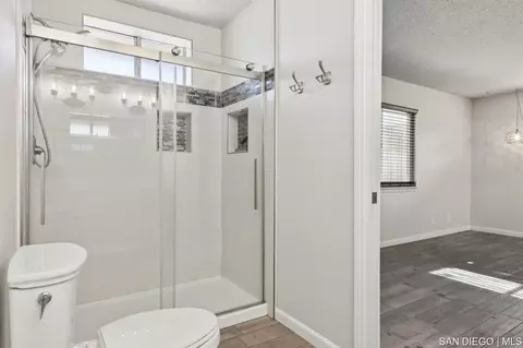 8893 7th Ave, Hesperia, CA 92345 photo 14