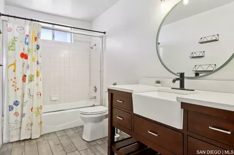 8893 7th Ave, Hesperia, CA 92345 photo 10