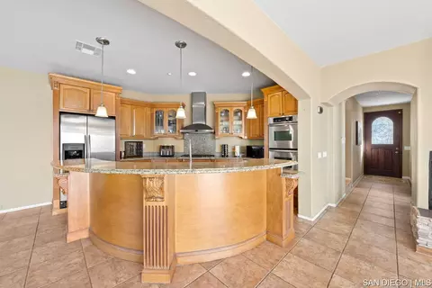 9648 Eucalyptus St, Spring Valley, CA 91977 photo 11