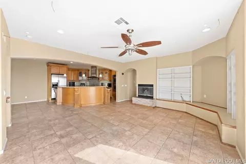 9648 Eucalyptus St, Spring Valley, CA 91977 photo 9