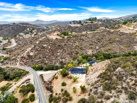 View/Area - 13764 Jamul Dr, Jamul, CA 91935 photo 4 of 8