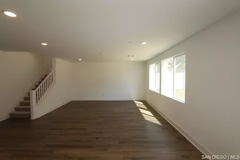 763 Meadowood St #337, Fallbrook, CA 92028 photo 4