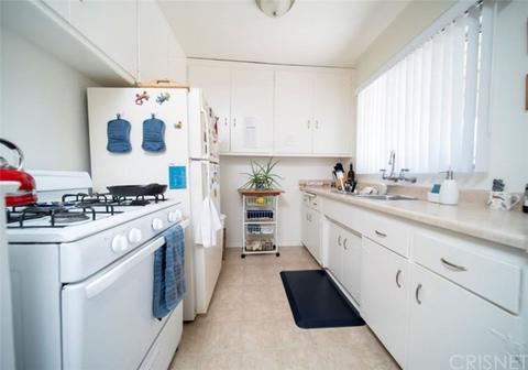 1025 Melrose Ave, Glendale, CA 91202 photo 5