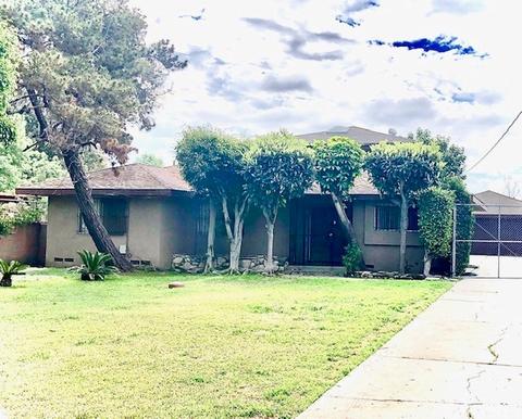 426 W Raymond St, Compton, CA 90220 photo 1