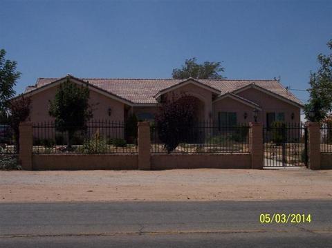 11470 11th Ave, Hesperia, CA 92345 photo 1