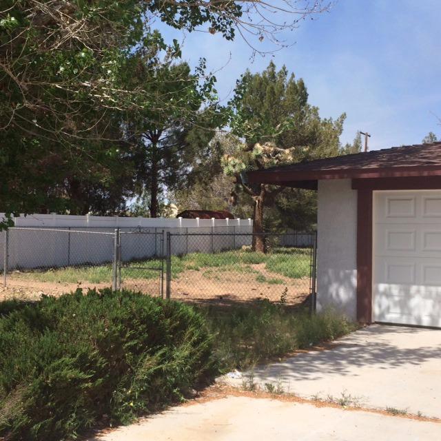 20440 Shawnee Rd, Apple Valley, CA 92308 photo 3