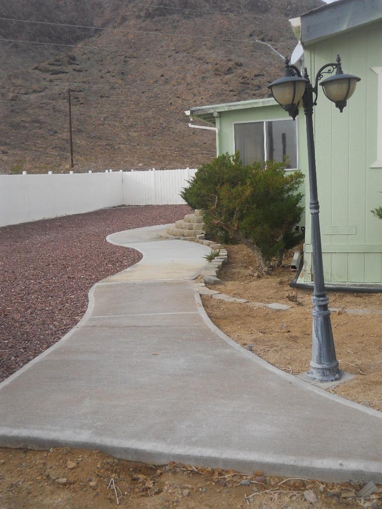 35140 Daggett Yermo Rd, Daggett, CA 92327 photo 2