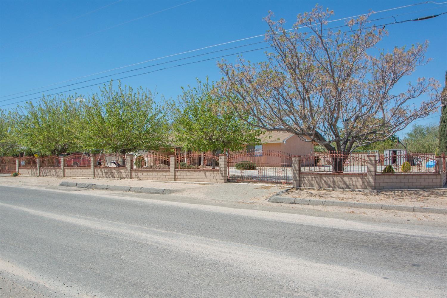 9110 8th Ave, Hesperia, CA 92345 photo 7