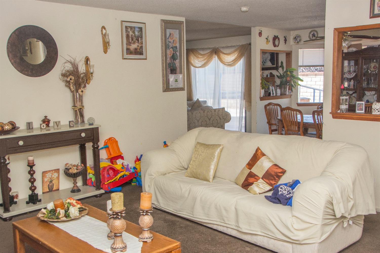 9110 8th Ave, Hesperia, CA 92345 photo 19