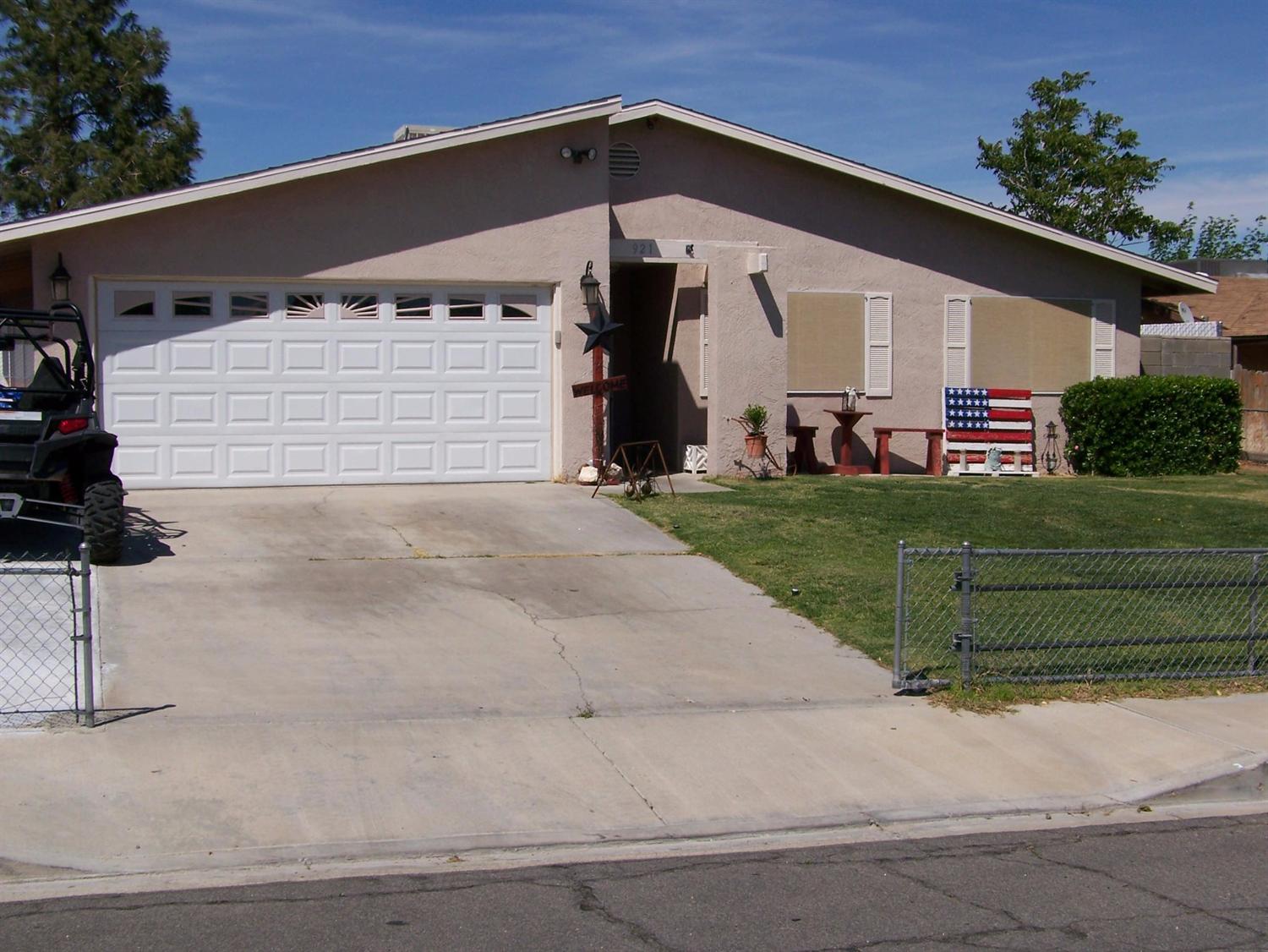 921 Ocotillo Dr, Barstow, CA 92311 photo 3