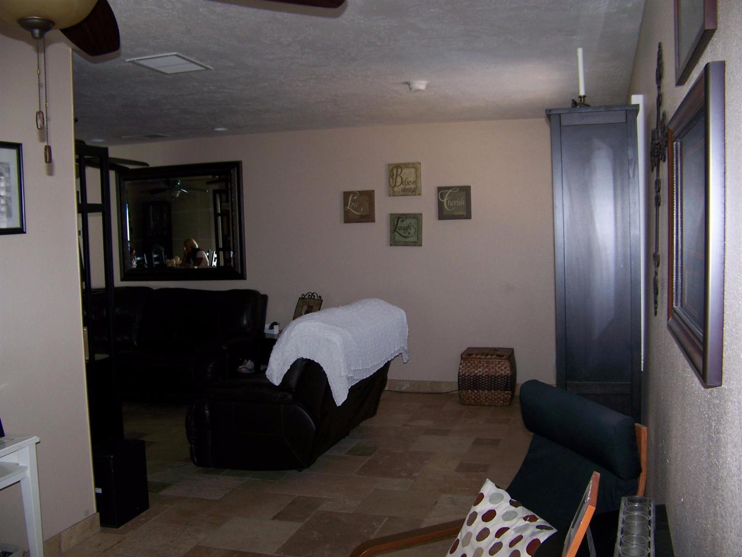921 Ocotillo Dr, Barstow, CA 92311 photo 23