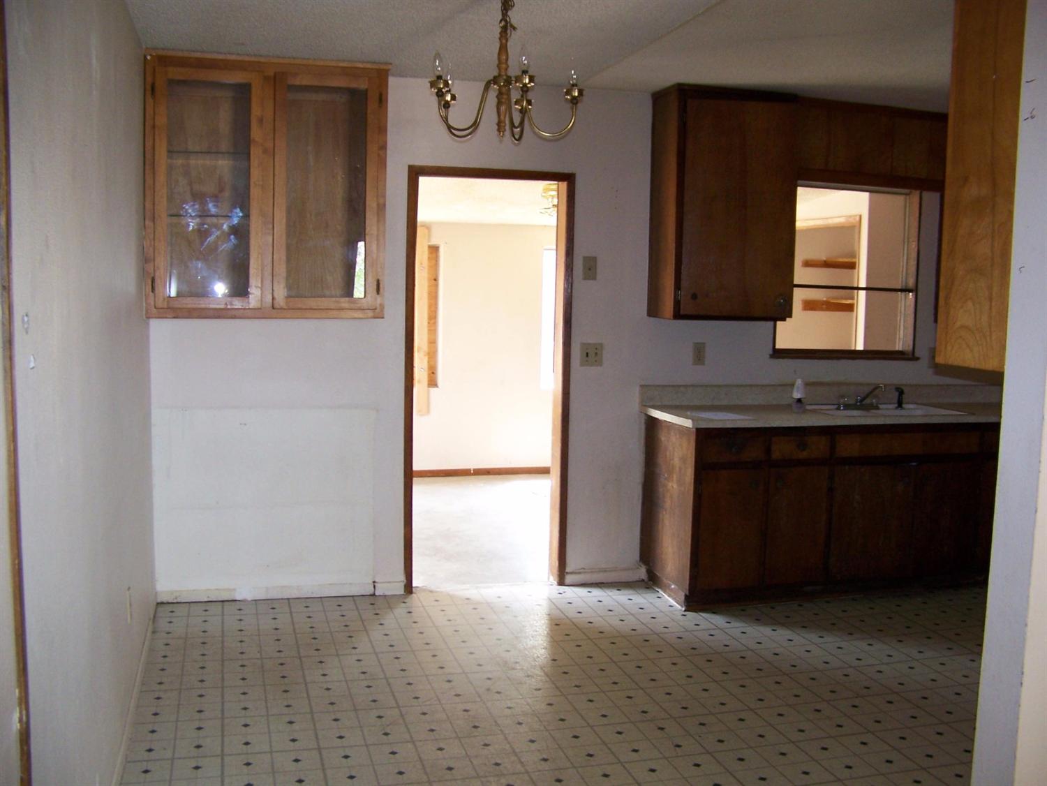 1108 Bryce Ln, Barstow, CA 92311 photo 6