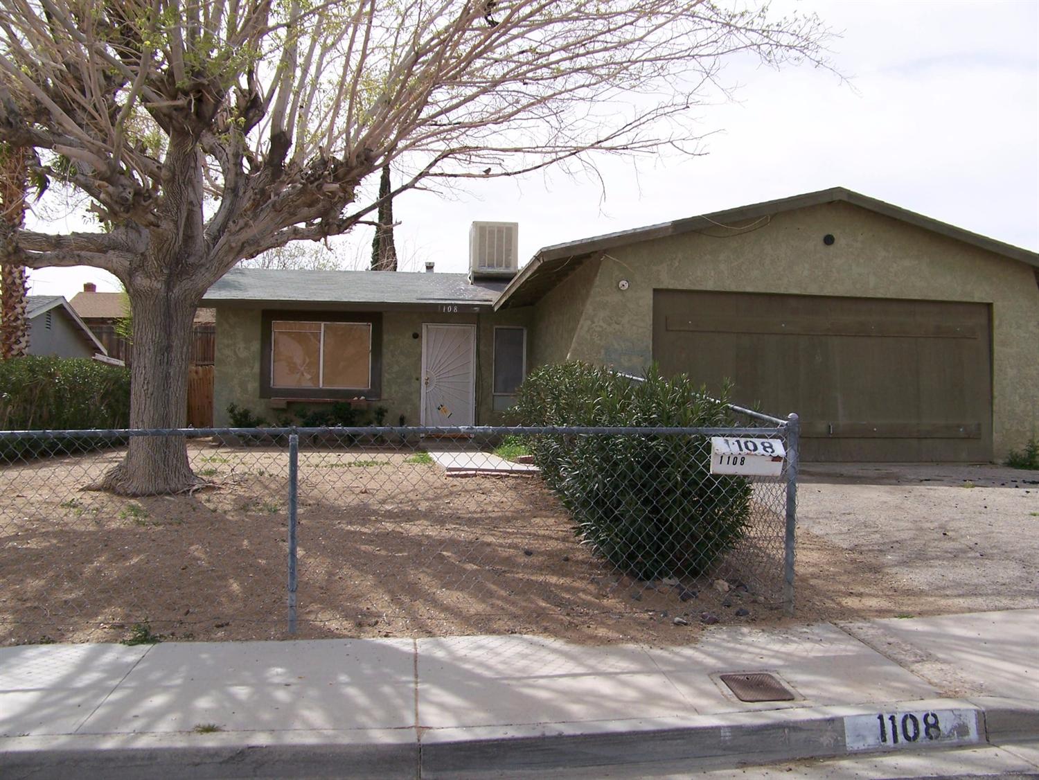 1108 Bryce Ln, Barstow, CA 92311 photo 1