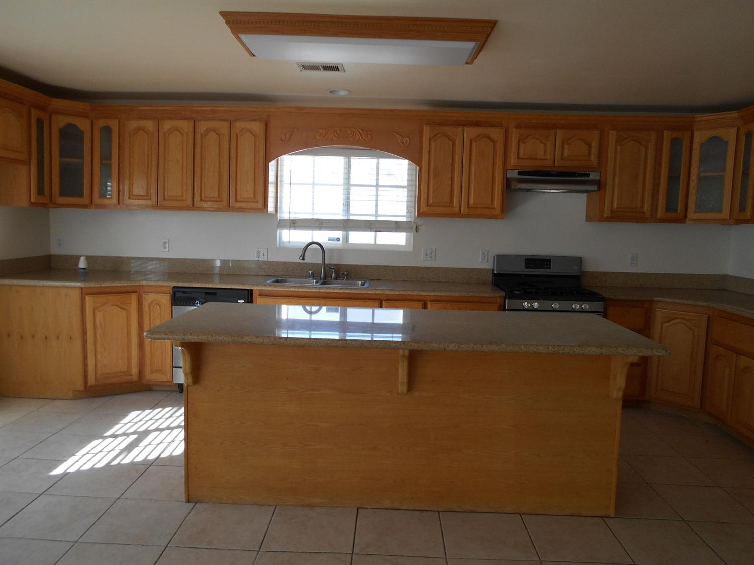 1371 Savanna Dr, Barstow, CA 92311 photo 6